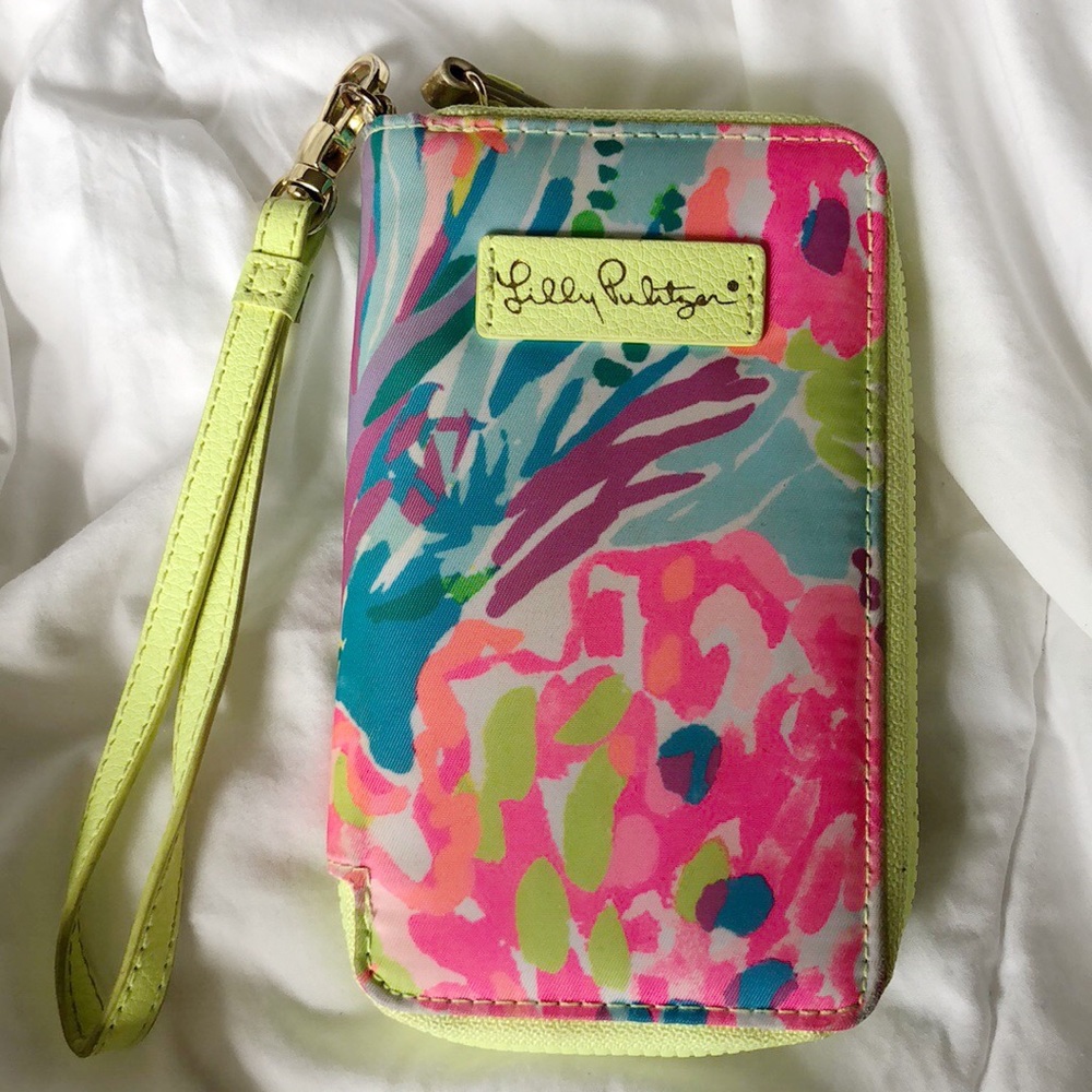 Lilly Pulitzer wristlet
